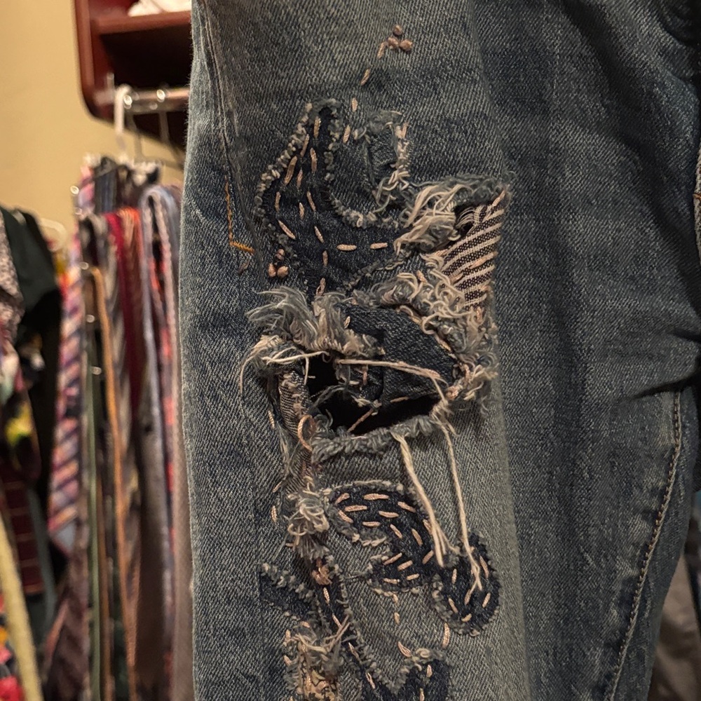 Pilcro and the Letterpress Blue Embroidered Boyfriend‎ Jeans, sz 26 - Picture 10 of 10